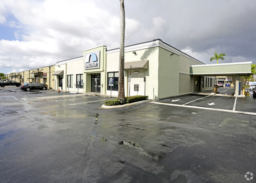 7200-7206 NW 25th St, Miami, FL for lease - Primary Photo - Image 1 of 25