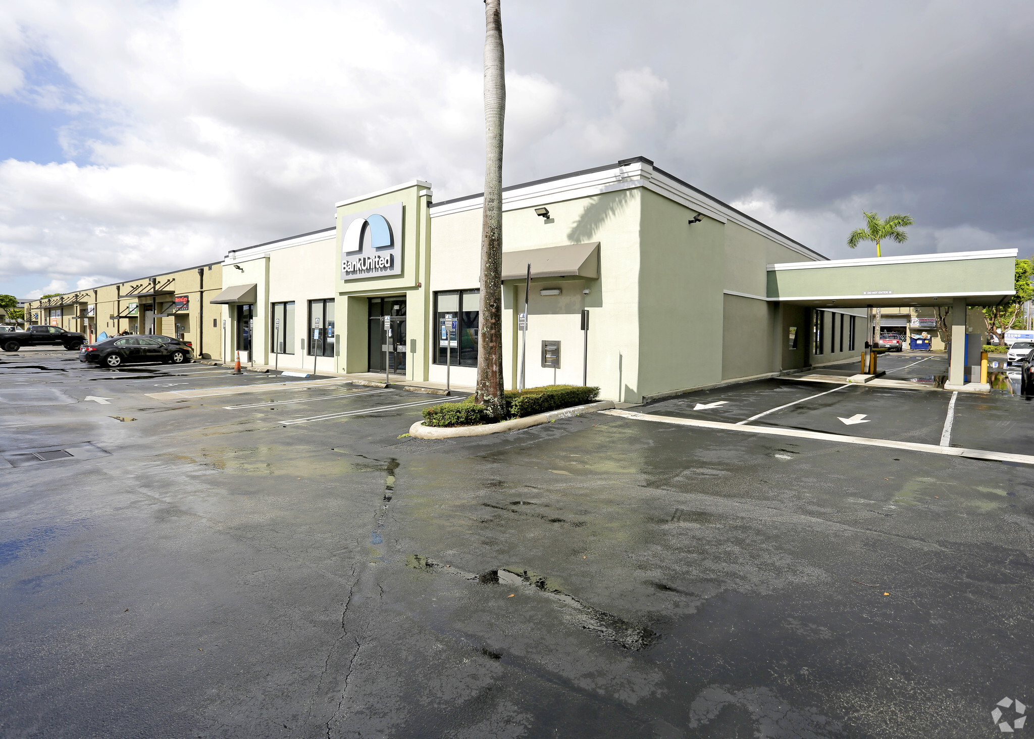 7200-7206 NW 25th St, Miami, FL for lease Primary Photo- Image 1 of 26