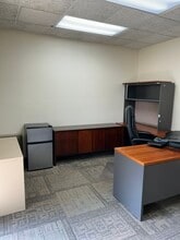 101 Bradford Rd, Wexford, PA for lease Interior Photo- Image 2 of 9