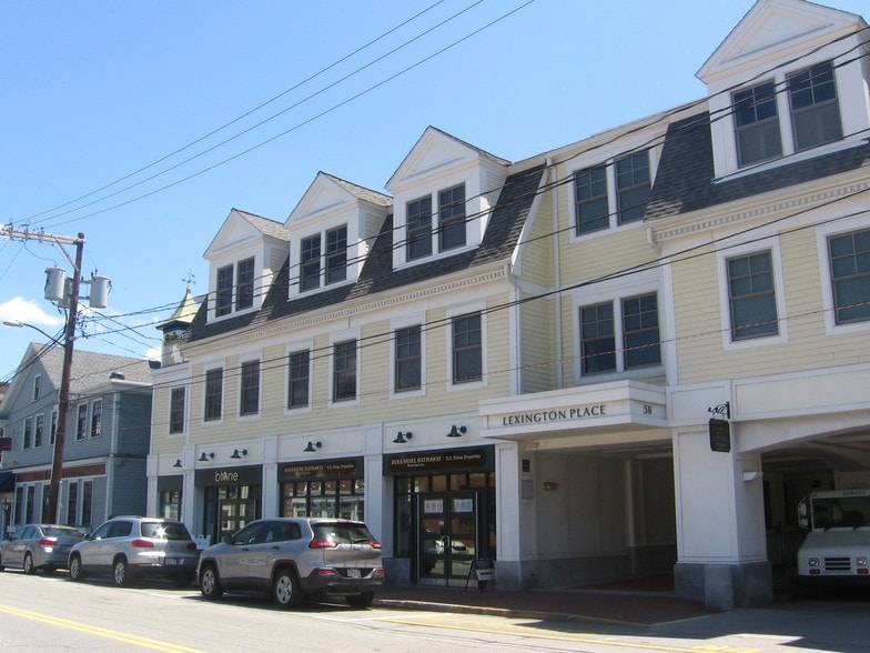 40 Waltham St, Lexington, MA for sale - Building Photo - Image 2 of 4