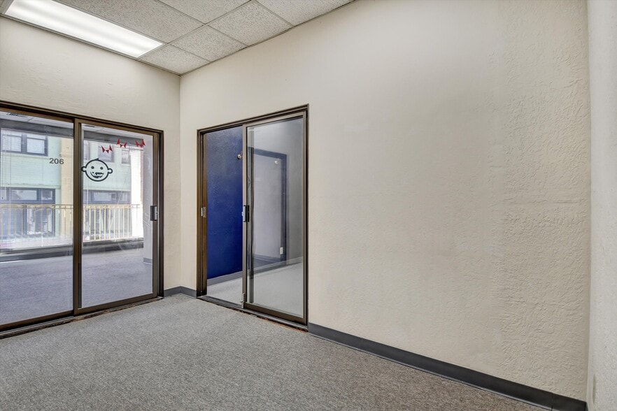 626 Grant Ave, San Francisco, CA for lease - Building Photo - Image 3 of 24