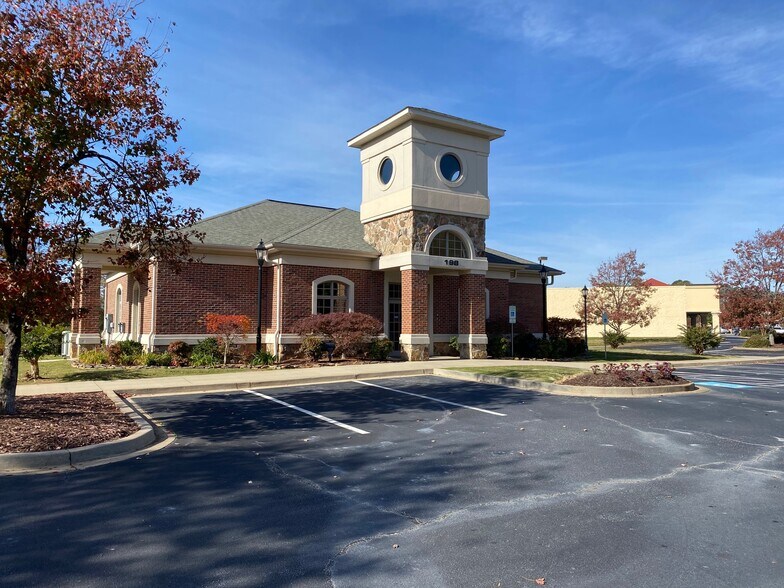 198 Jacobs Hwy, Clinton, SC for sale - Building Photo - Image 1 of 1