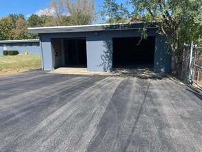 10 Rhoda St, Farrell, PA for lease Interior Photo- Image 2 of 4