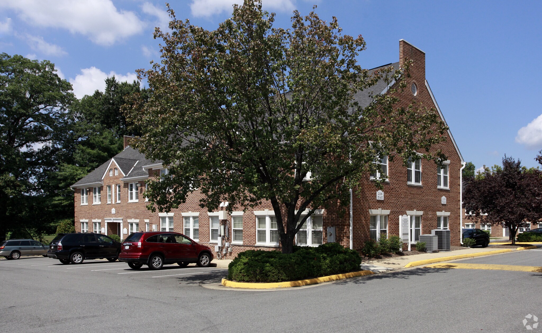 2106D-2106G Gallows Rd, Vienna, VA for sale Primary Photo- Image 1 of 1