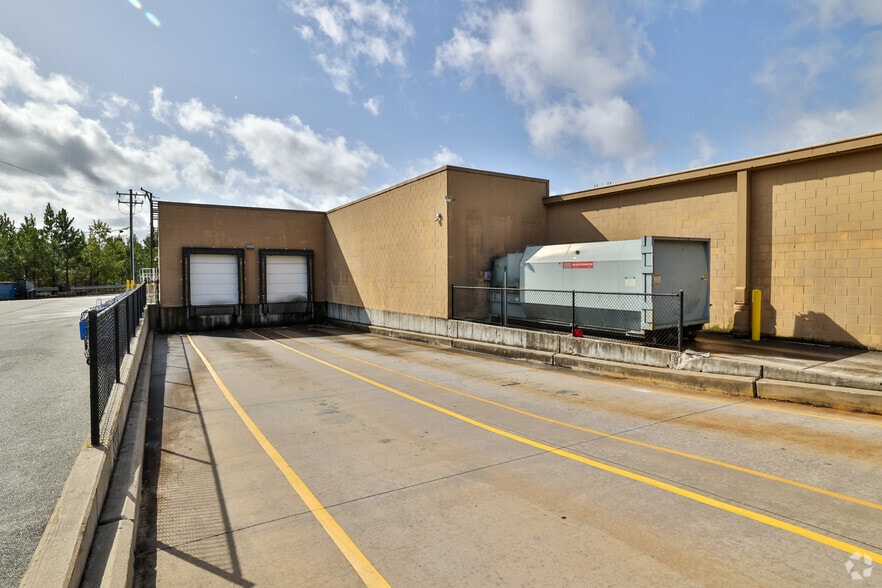 203 Cedar Springs Rd, Spartanburg, SC for lease - Building Photo - Image 3 of 27