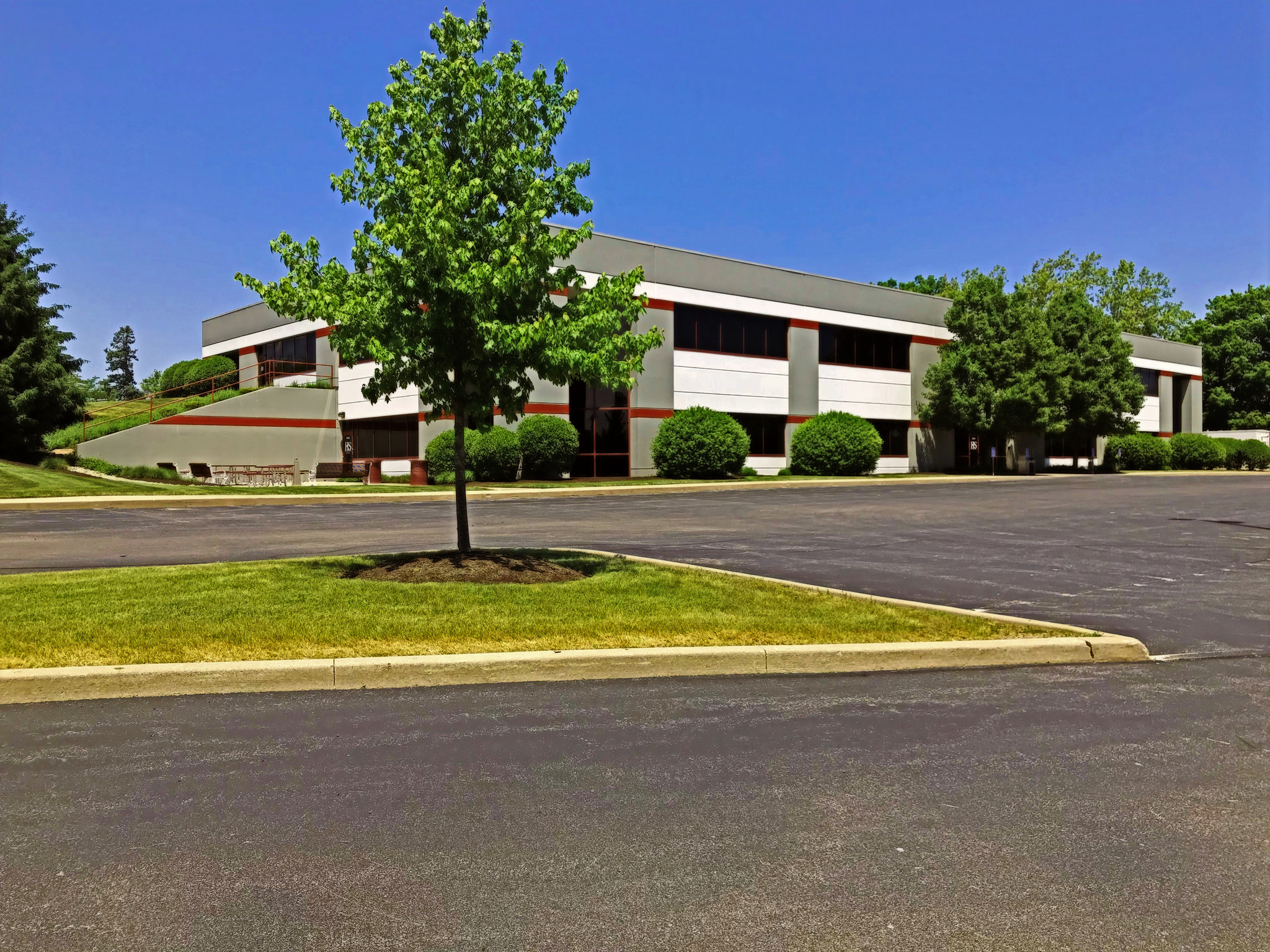 7609 W Jefferson Blvd, Fort Wayne, IN for sale Building Photo- Image 1 of 1