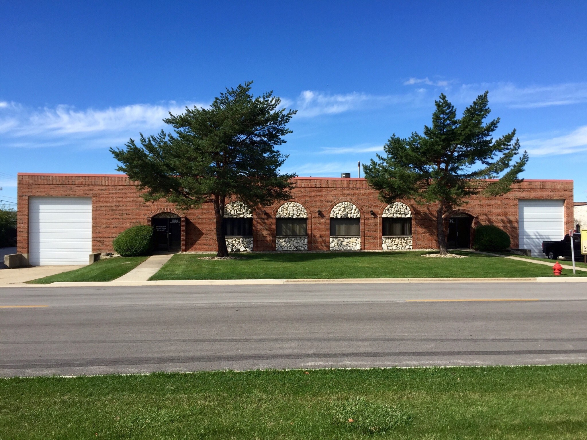1380-1384 S Mitchell Blvd, Schaumburg, IL for sale Building Photo- Image 1 of 1