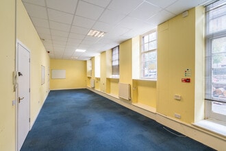 125 Mcdonald Rd, Edinburgh for lease Interior Photo- Image 2 of 8