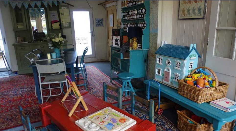 Main St, Tighnabruaich for sale - Interior Photo - Image 2 of 7