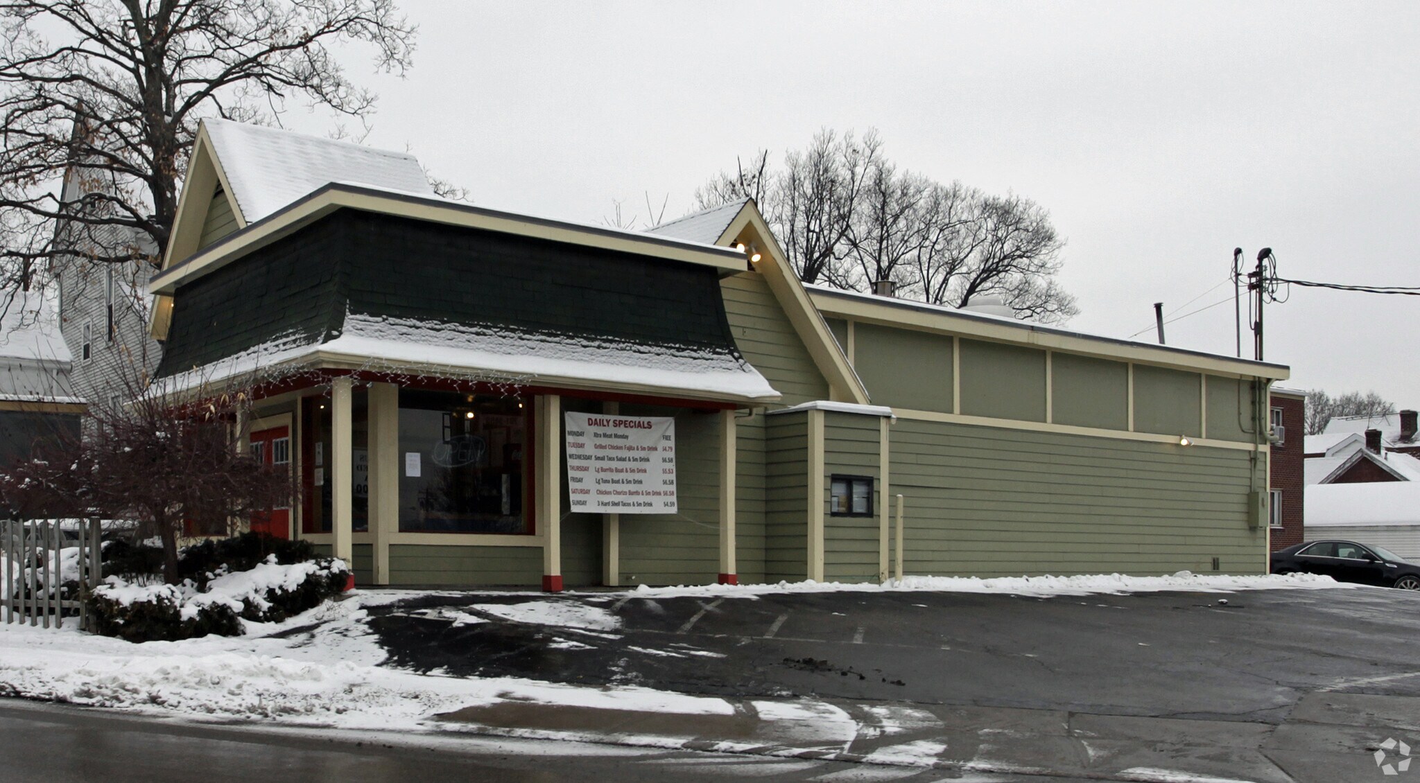 3711 Paxton Ave, Cincinnati, OH 45209