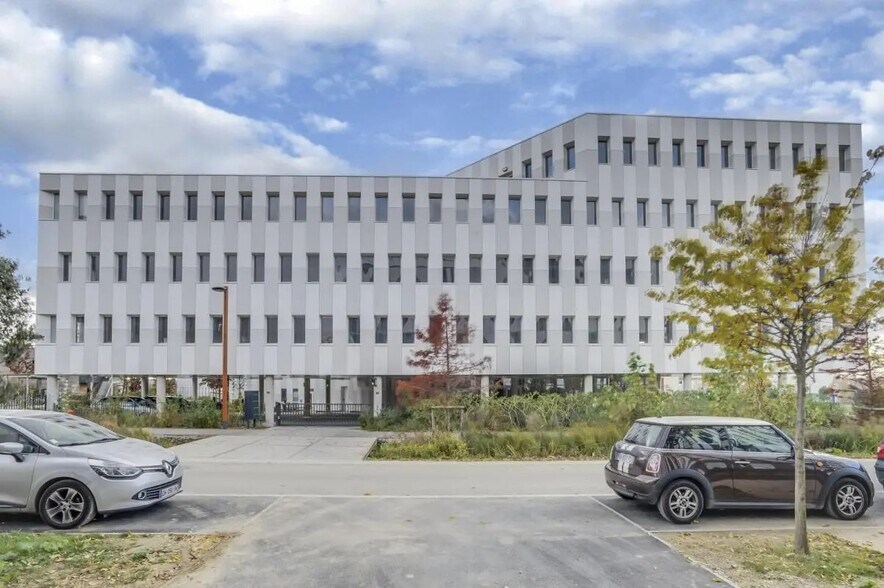 Office in Balma for lease - Building Photo - Image 2 of 14