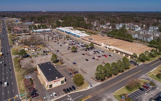 Washington Square Shopping Center - Drive Through Restaurant