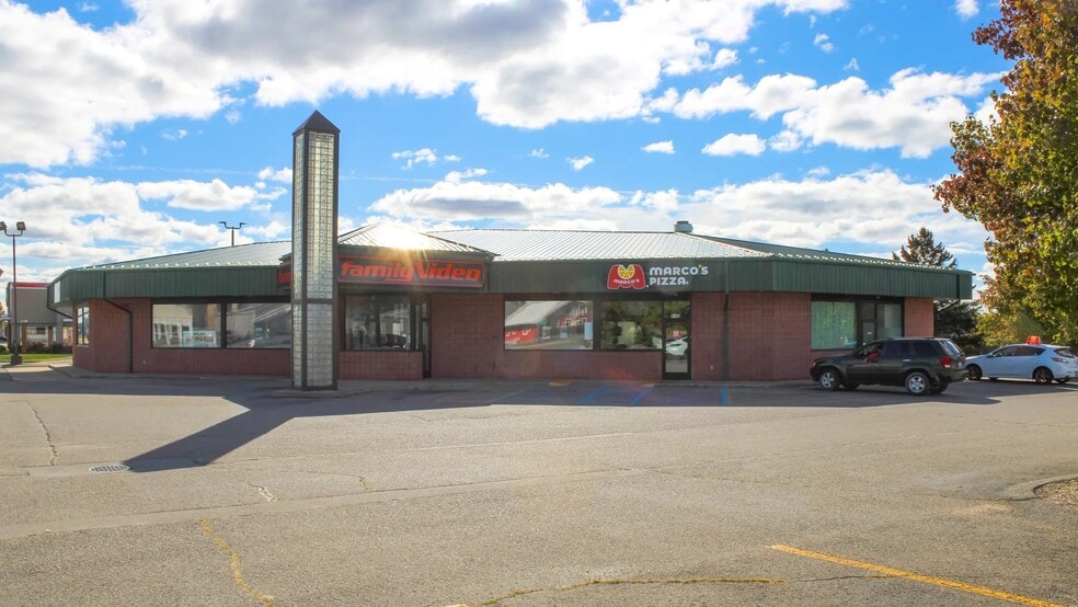 916 US Highway 31 S, Traverse City, MI for lease - Building Photo - Image 1 of 5