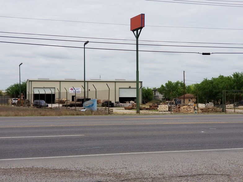 4852 E Highway 83, Roma, TX for sale - Building Photo - Image 1 of 1