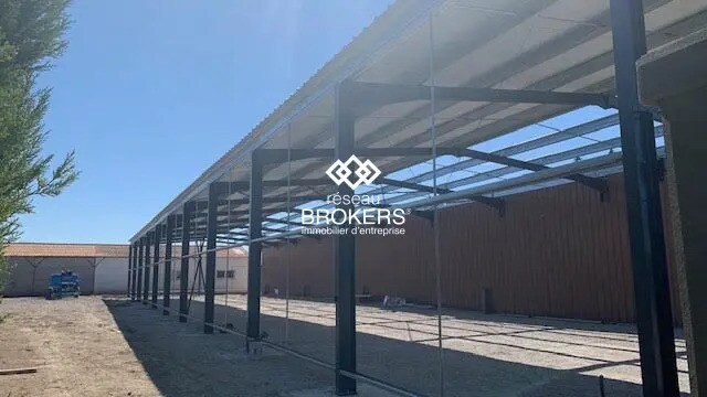 Industrial in Jonquières for lease - Construction Photo - Image 3 of 9