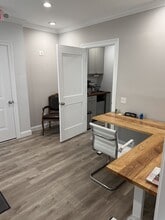 4 Armonk St, Greenwich, CT for lease Interior Photo- Image 2 of 6