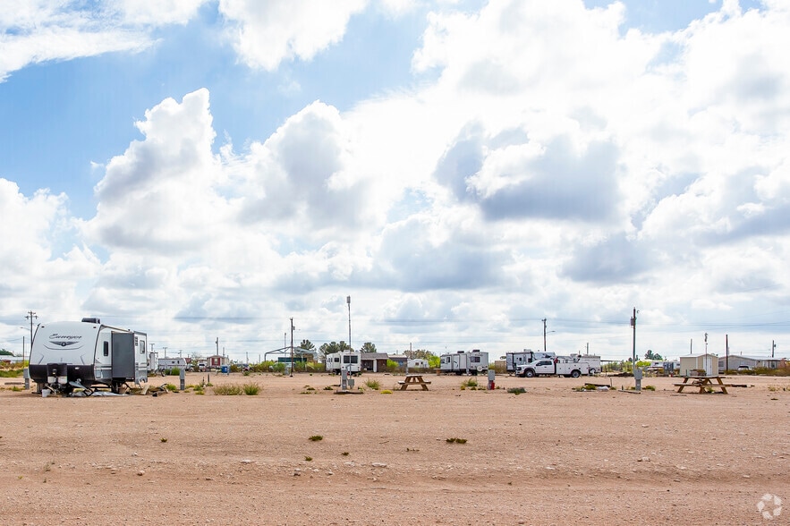 801 Woodard St, Pyote, TX for sale - Building Photo - Image 3 of 20