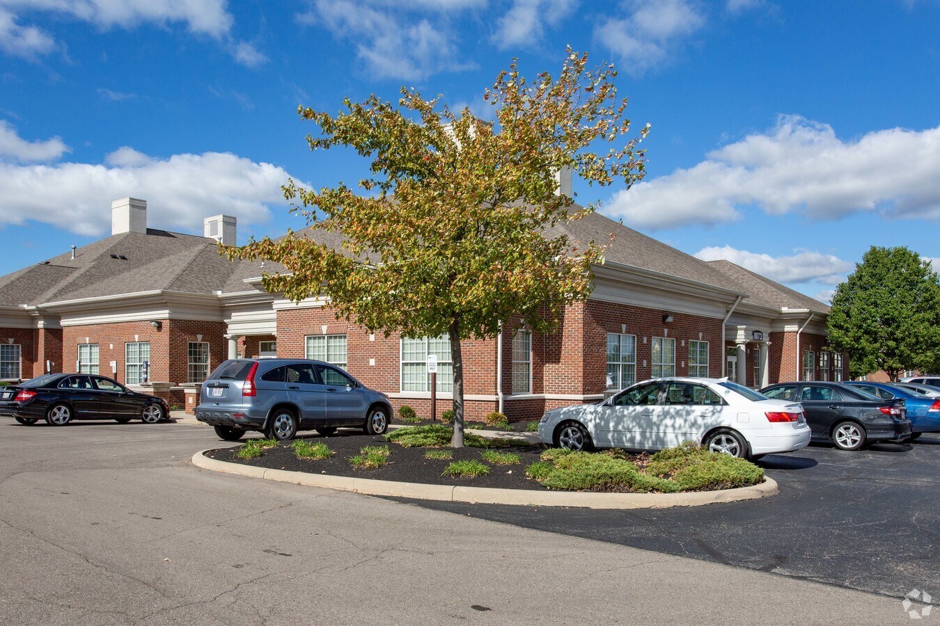 8073 Washington Village Dr, Dayton, OH 45458