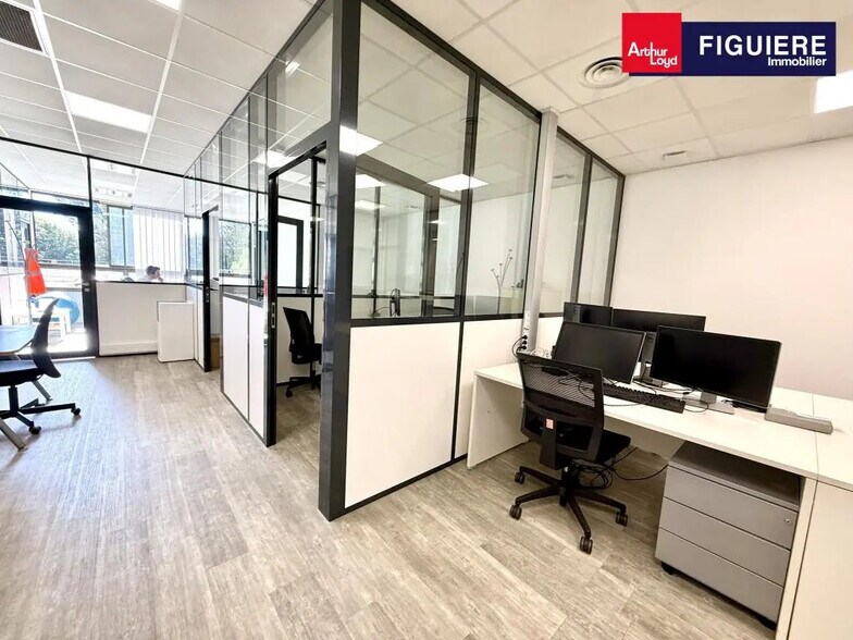 Office in Aix-en-Provence for lease - Interior Photo - Image 3 of 15