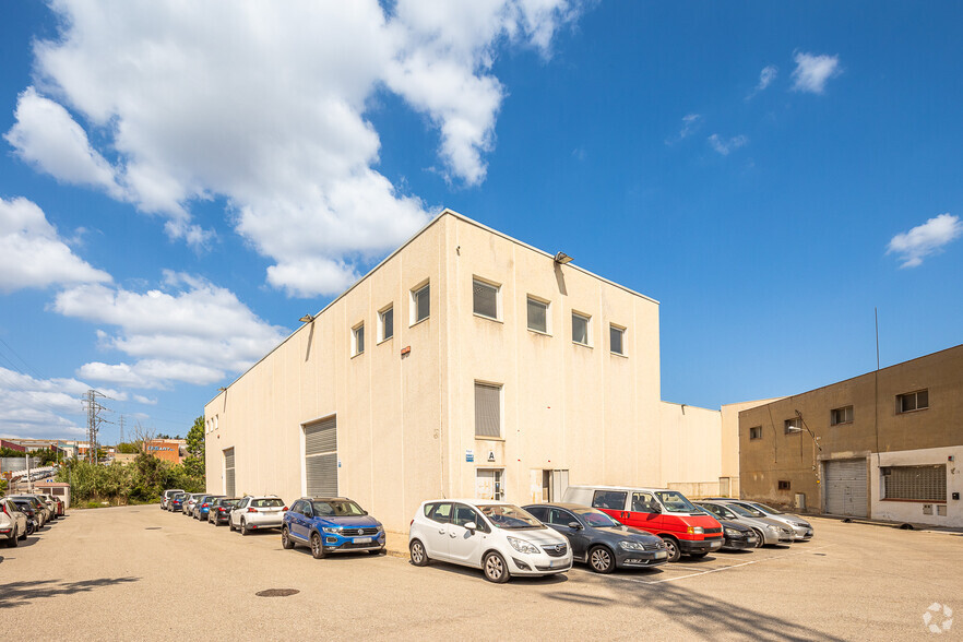 Industrial in Polinyà, Barcelona for lease - Building Photo - Image 2 of 2