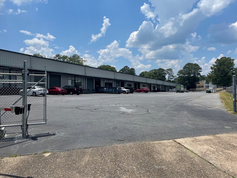 8001 Assembly Ct, Little Rock, AR for lease - Building Photo - Image 2 of 3