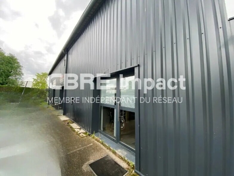 Flex in Quetigny for lease - Building Photo - Image 3 of 4