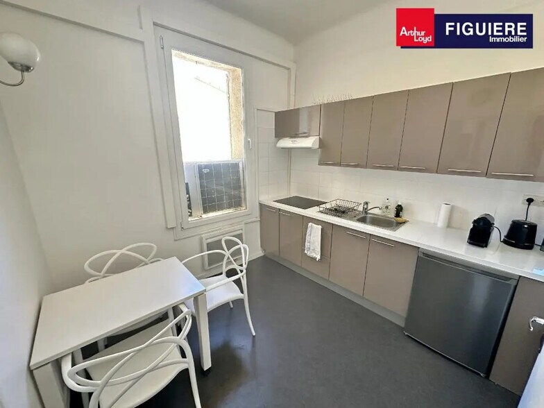 1 Avenue Victor Hugo, Aix-en-Provence for lease - Interior Photo - Image 2 of 9