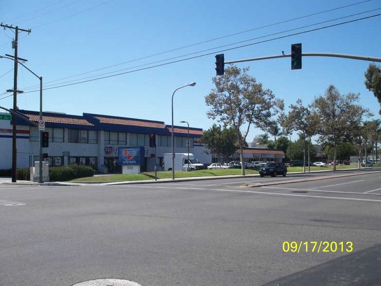 900-908 E 1st St, Santa Ana, CA for sale - Building Photo - Image 2 of 13