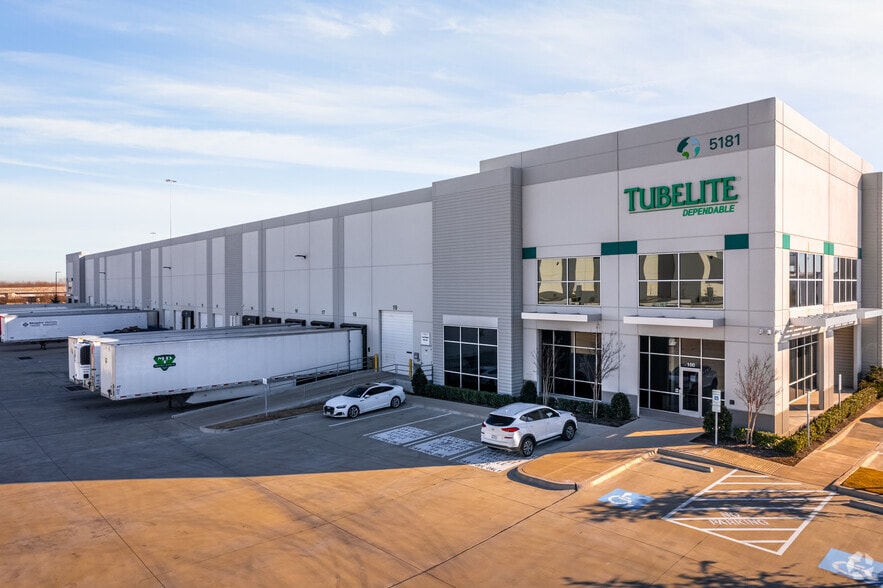 5181 Samuell Blvd, Mesquite, TX for lease - Building Photo - Image 2 of 5