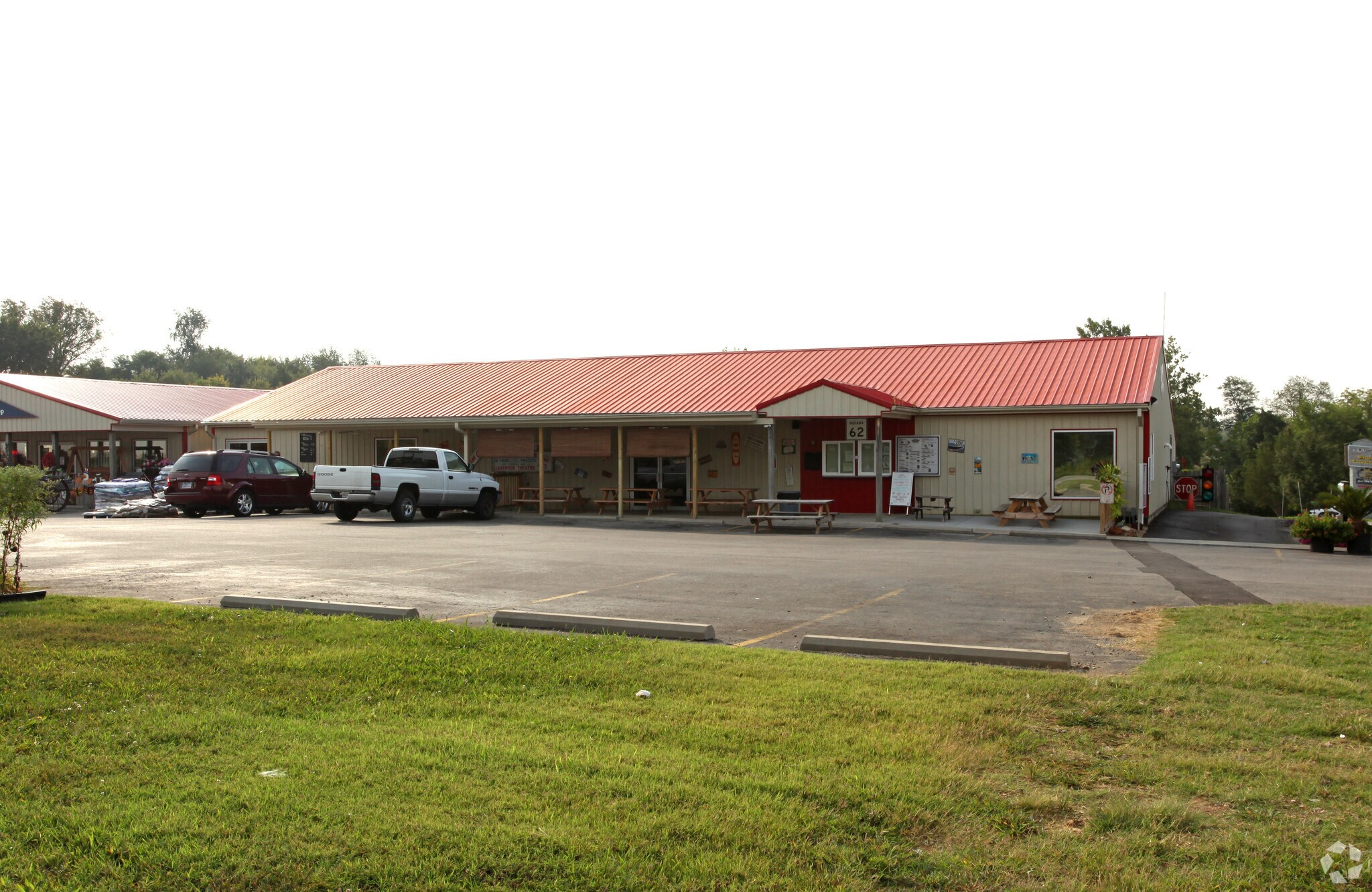 11106 Dean St, Charlestown, IN for sale Primary Photo- Image 1 of 1