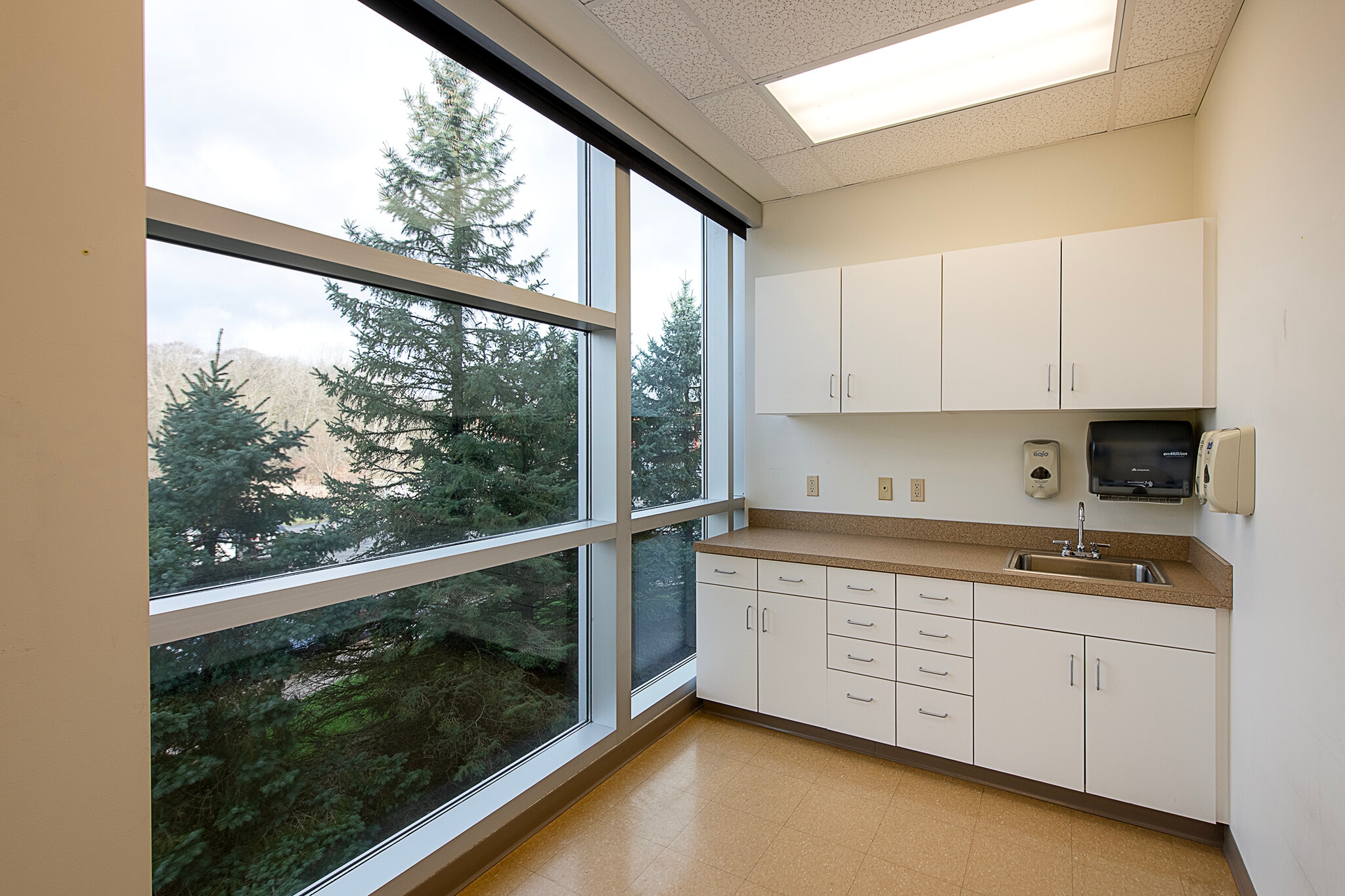 1 Park West Blvd, Akron, OH for lease Building Photo- Image 1 of 8