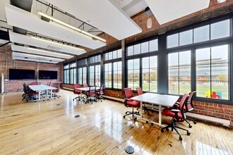 1420 Locust St, Des Moines, IA for lease Building Photo- Image 2 of 6