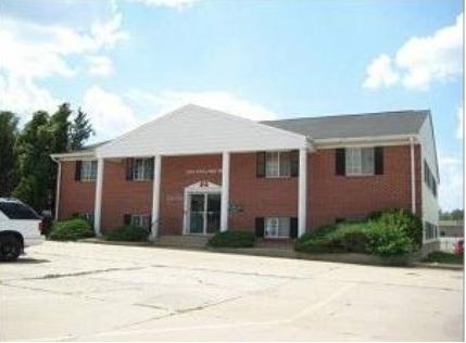 204 Collins Rd NE, Cedar Rapids, IA for sale Primary Photo- Image 1 of 1