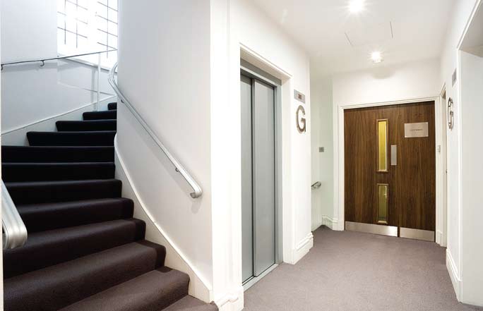 19 Berkeley St, London for lease - Interior Photo - Image 2 of 9