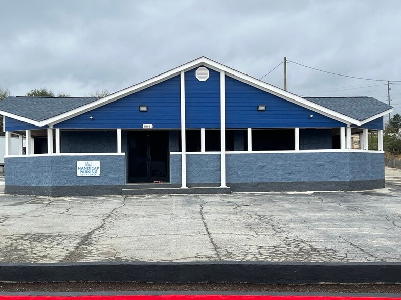 8841 Bright Star Rd, Douglasville, GA for sale - Primary Photo - Image 1 of 11