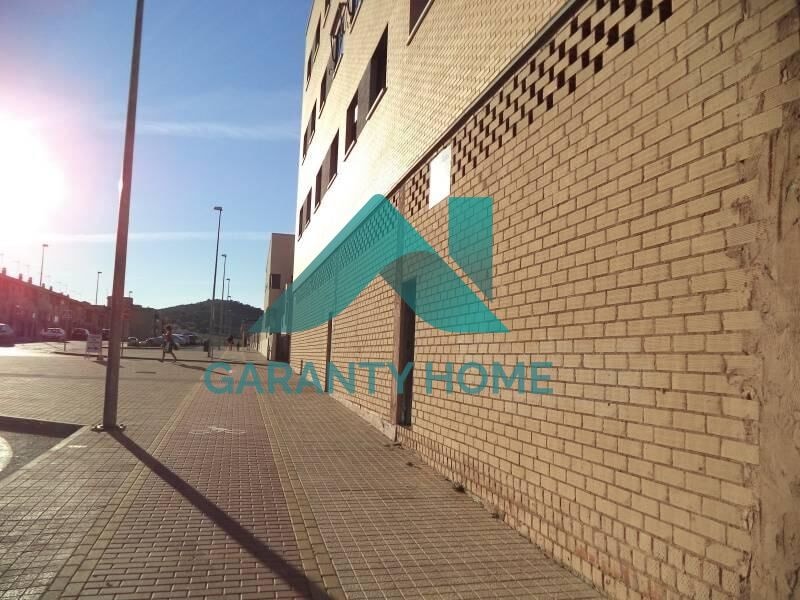 Retail in Cáceres, Cáceres for lease Interior Photo- Image 1 of 4