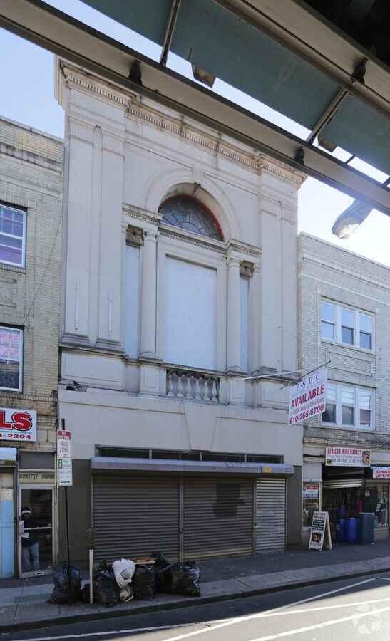 View Photo