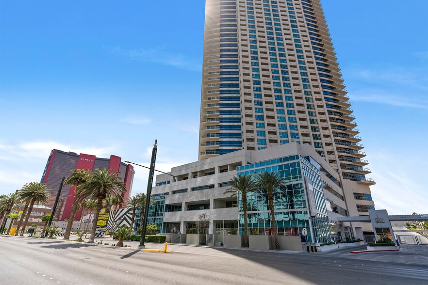 2700 Las Vegas Blvd, Las Vegas, NV for lease - Building Photo - Image 2 of 5
