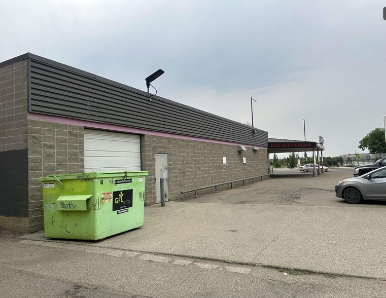 12720-12740 Fort Rd, Edmonton, AB for sale - Building Photo - Image 2 of 3