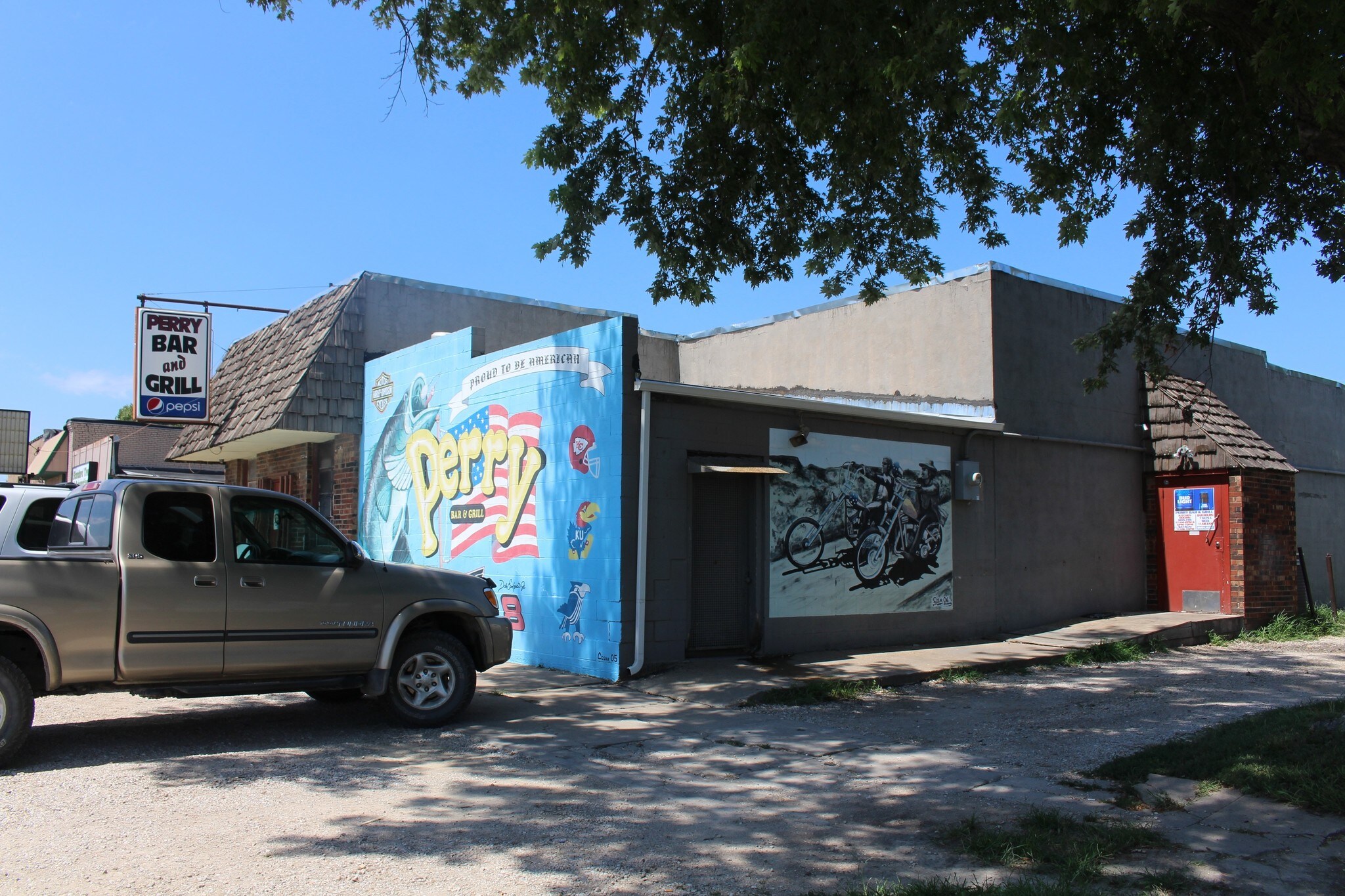 205 E Front St, Perry, KS for sale Primary Photo- Image 1 of 1