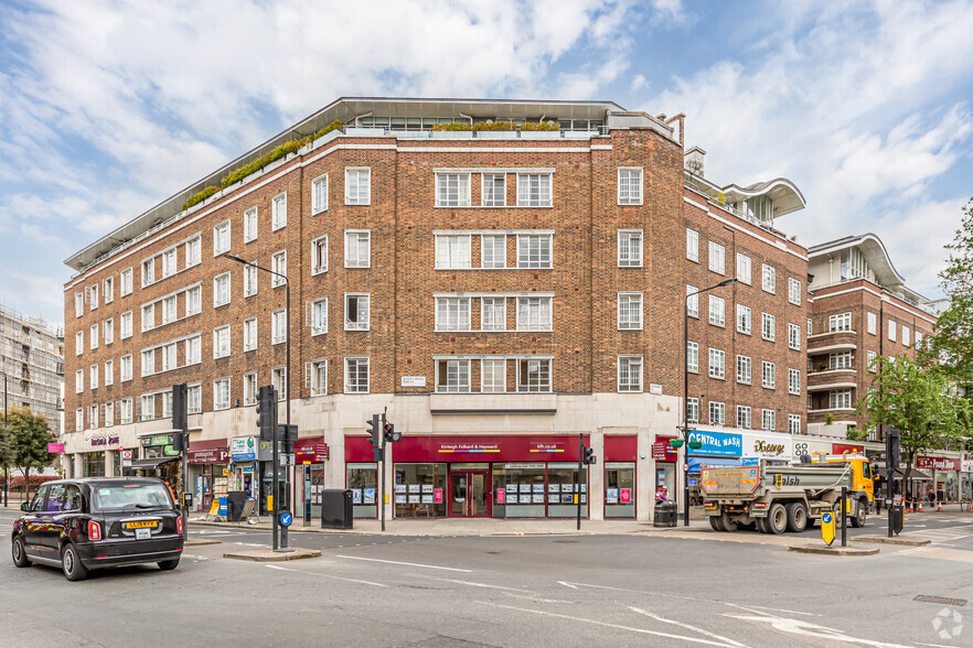 158-186 Queensway, London for lease - Primary Photo - Image 1 of 6