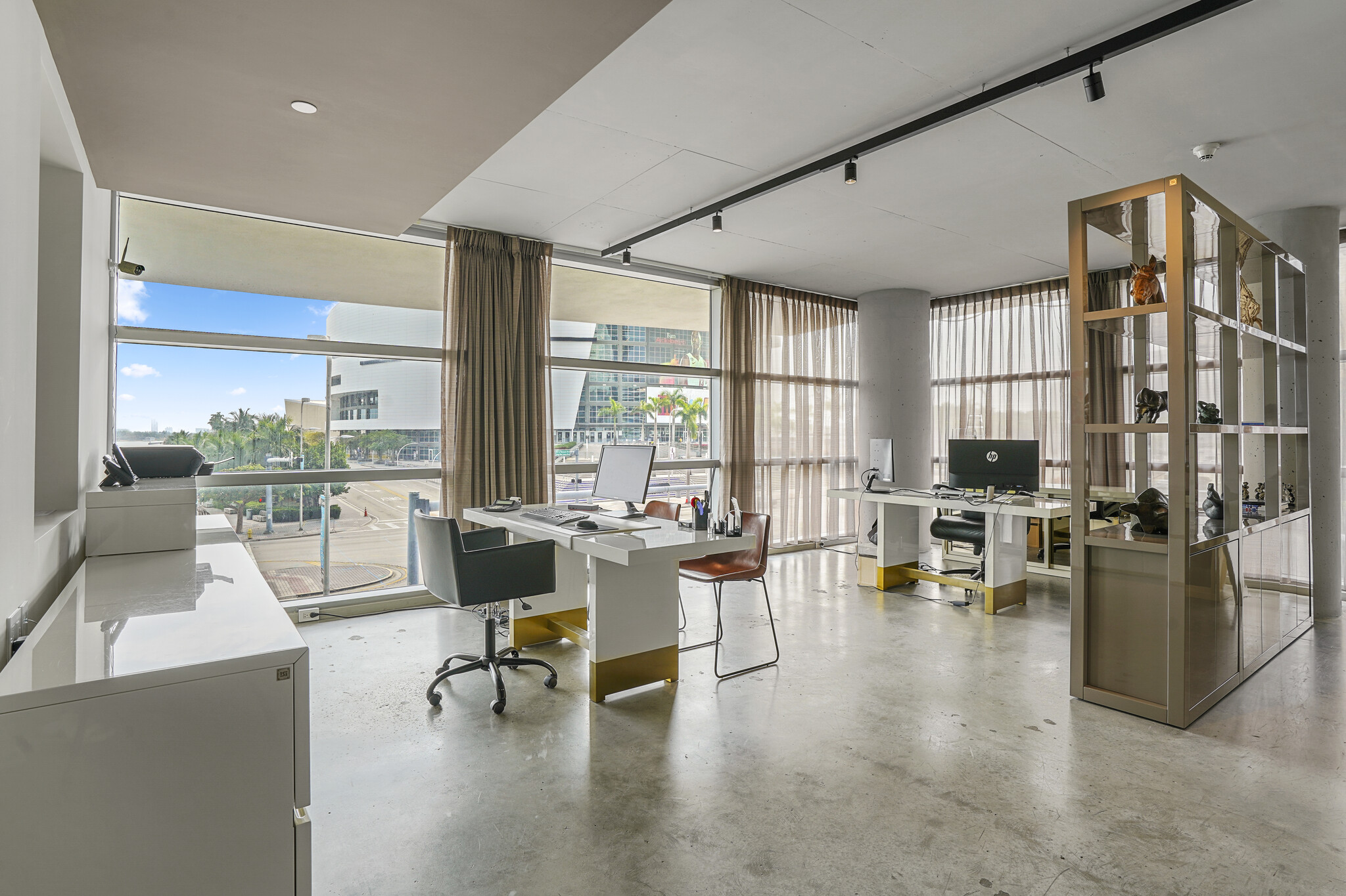 888 Biscayne Blvd, Miami, FL for lease Interior Photo- Image 1 of 27