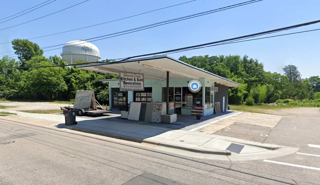 400 N Salem St, Apex, NC for sale Primary Photo- Image 1 of 1
