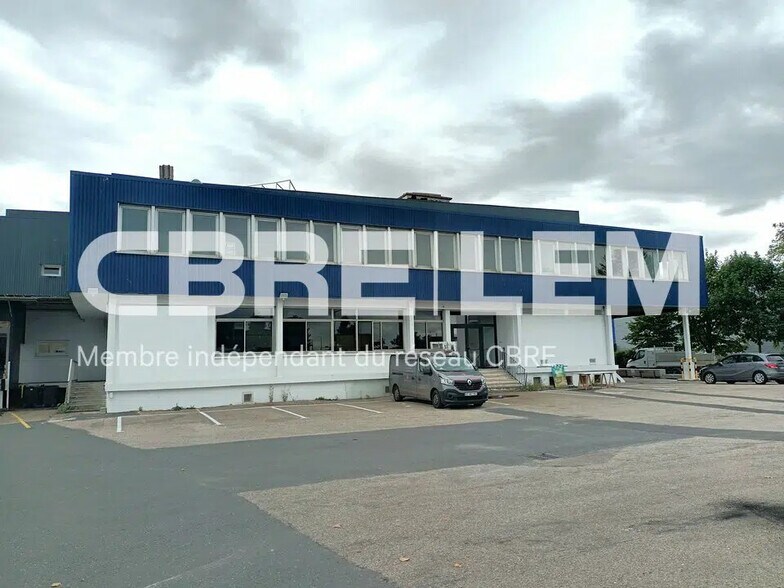 Office in Le Havre for lease - Building Photo - Image 1 of 4