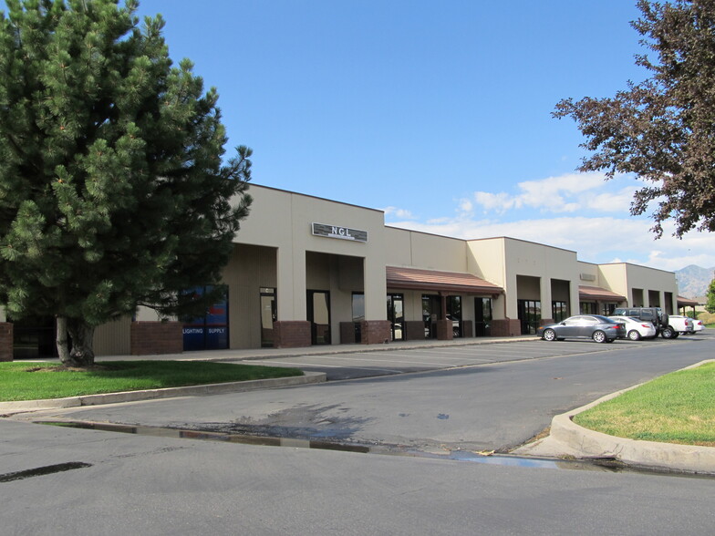 2724-2727 S 3600 W, Salt Lake City, UT for lease - Building Photo - Image 2 of 9