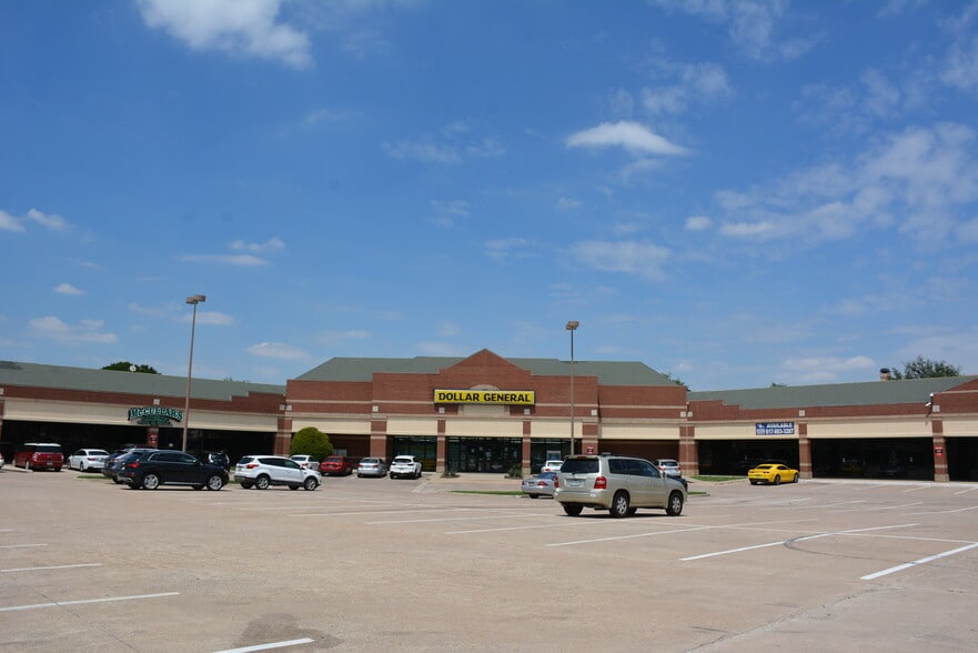 1001 NE Green Oaks Blvd, Arlington, TX for sale - Building Photo - Image 1 of 1