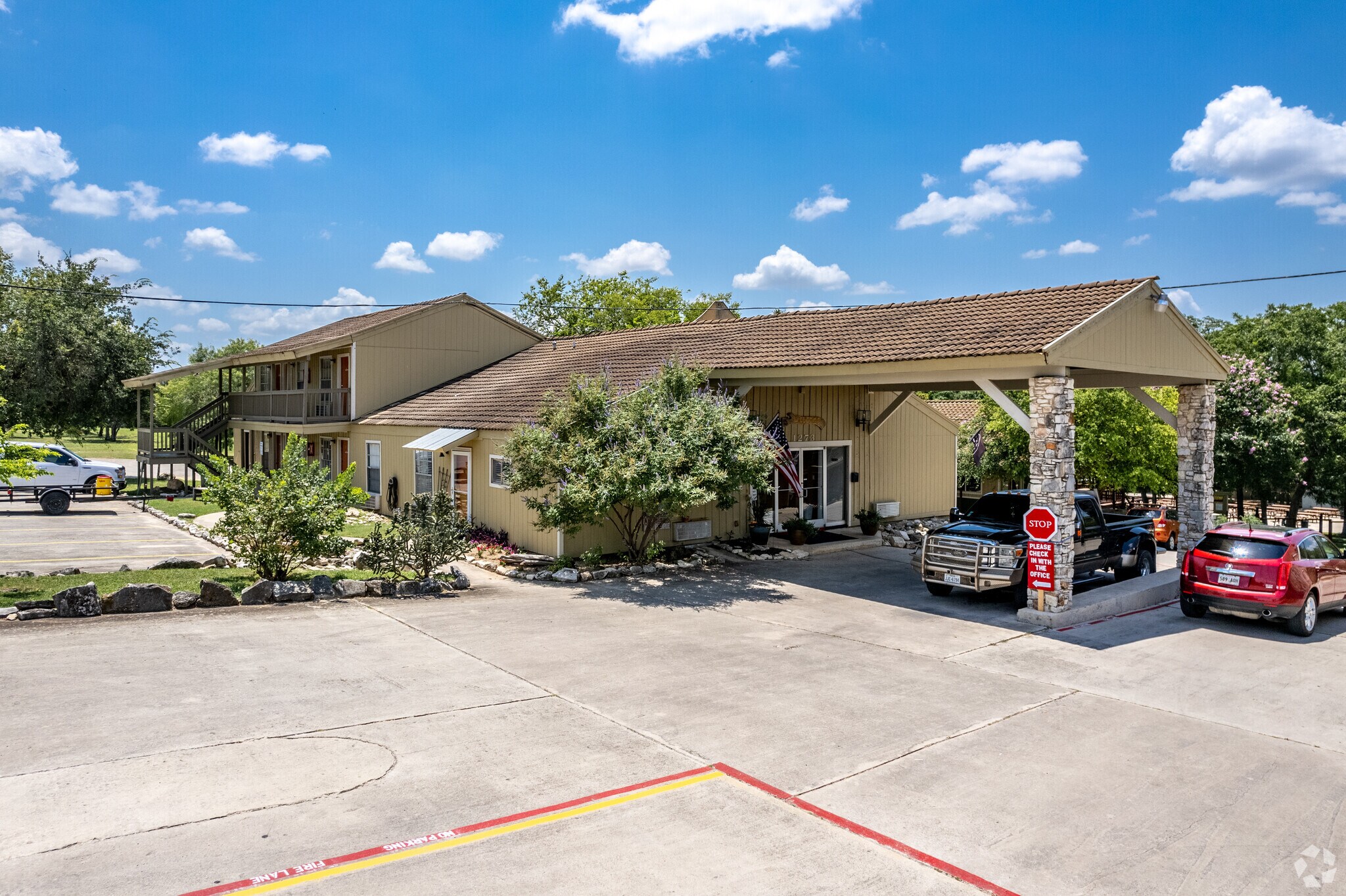 1273 River Terrace, New Braunfels, TX for sale Primary Photo- Image 1 of 1