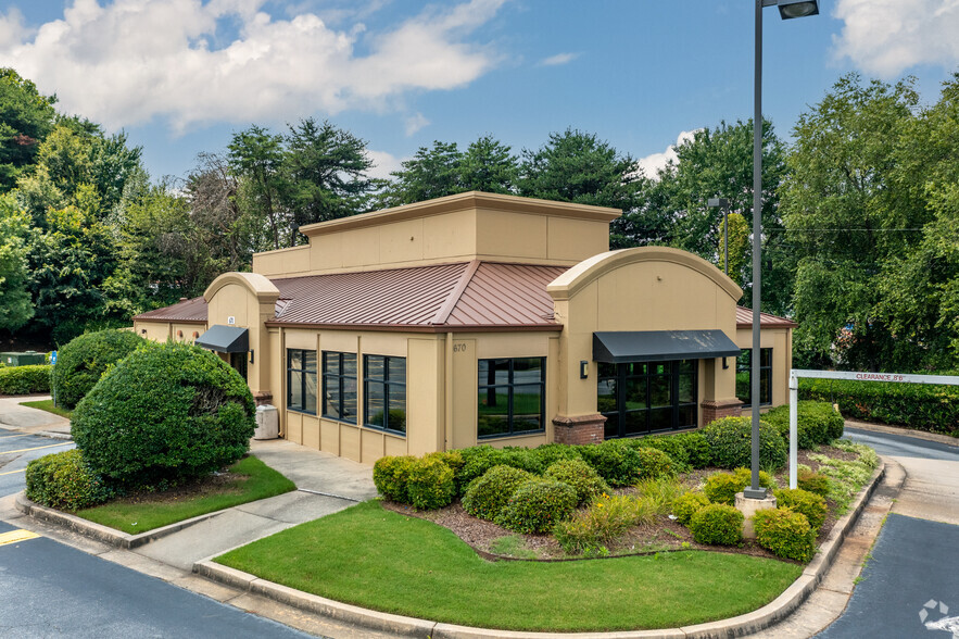 670 Atlanta Hwy, Cumming, GA for lease - Building Photo - Image 1 of 4