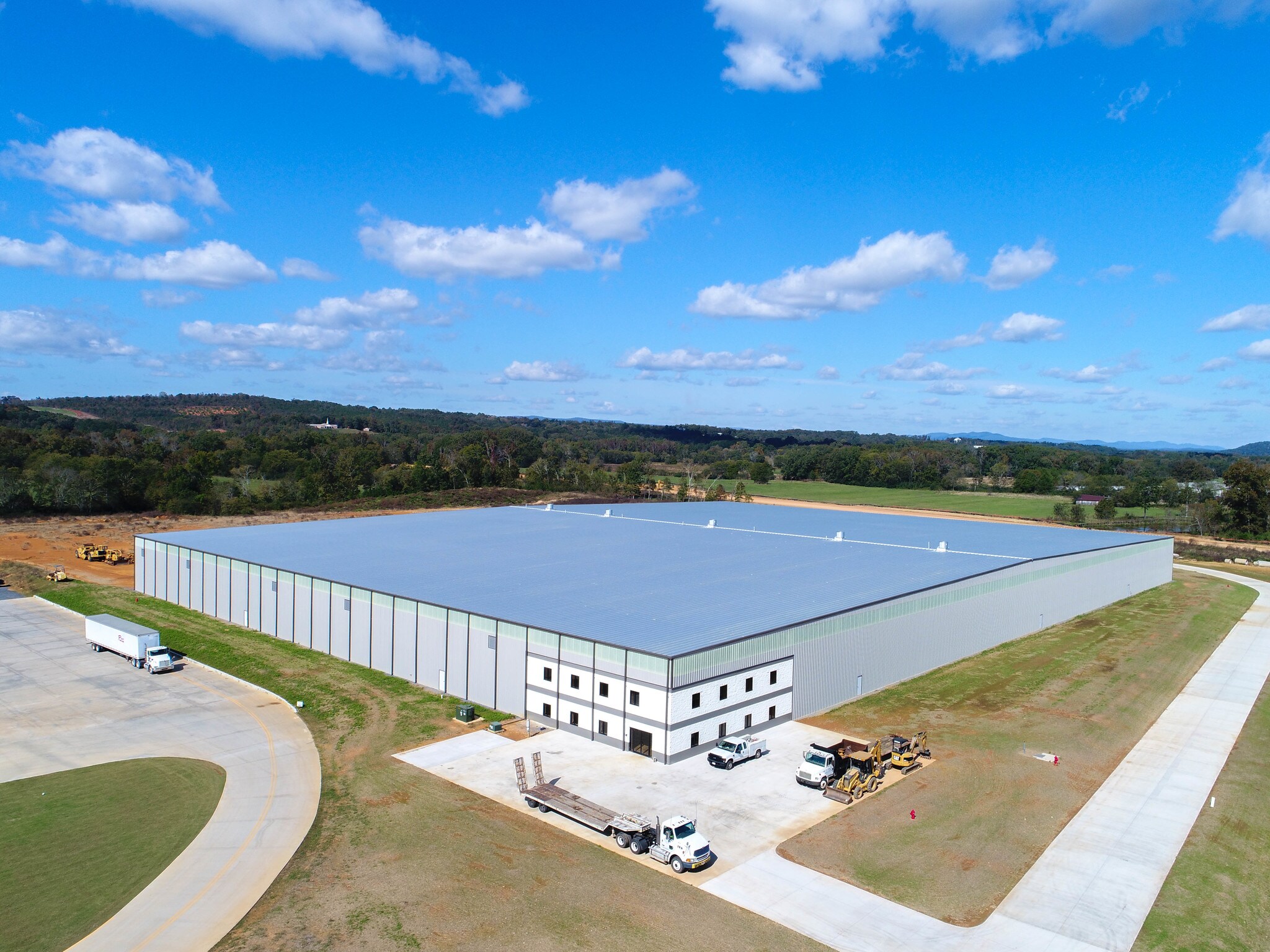 201 Enterprise Dr, Calhoun, GA for sale Building Photo- Image 1 of 1