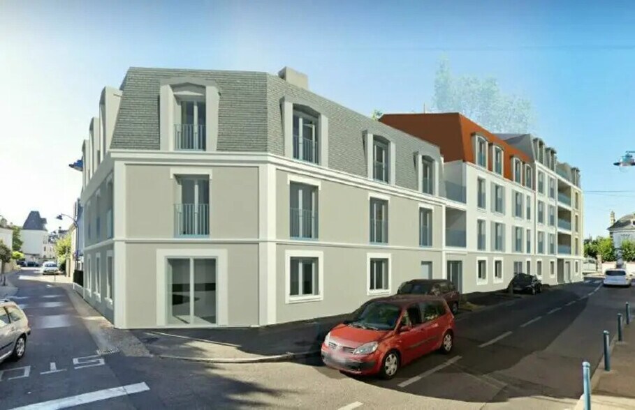 Retail in Mantes-la-Jolie for lease - Building Photo - Image 2 of 6